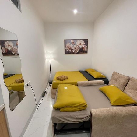 Laca Homestay Hangda Hanoi Exteriör bild